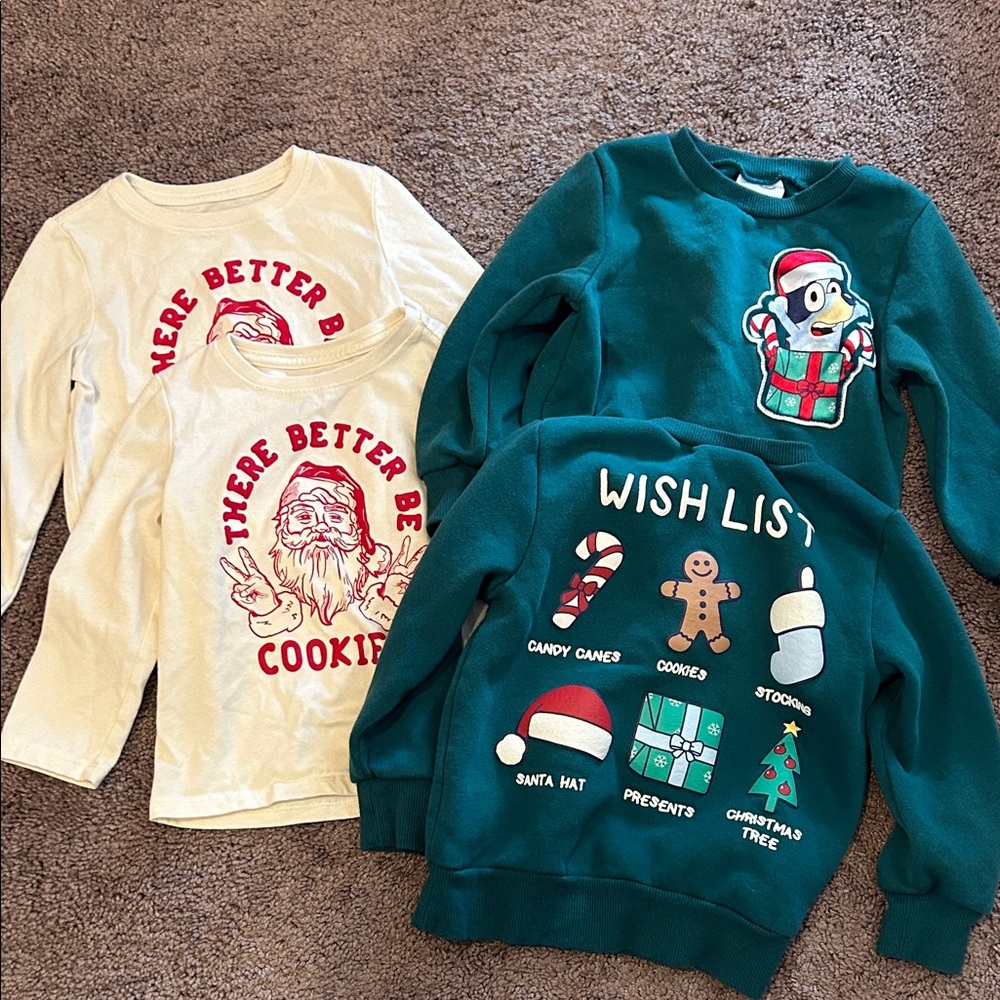 Toddler 3T Christmas holiday Santa & Bluey matching twin set!!